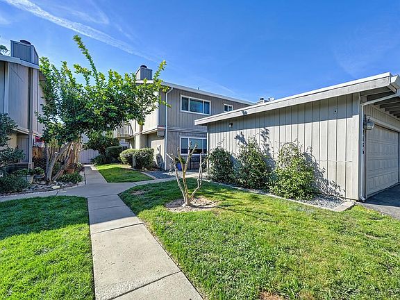 4th image of 7436 Ranch Ave