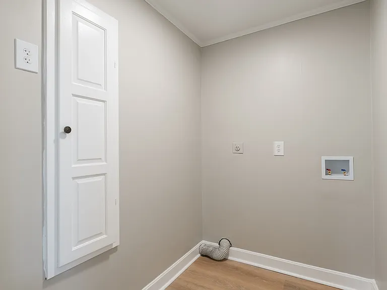 10 Kennedy Ct #B — Photo 5