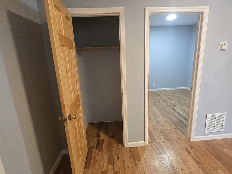 1013 Stark St #1 — Photo 10