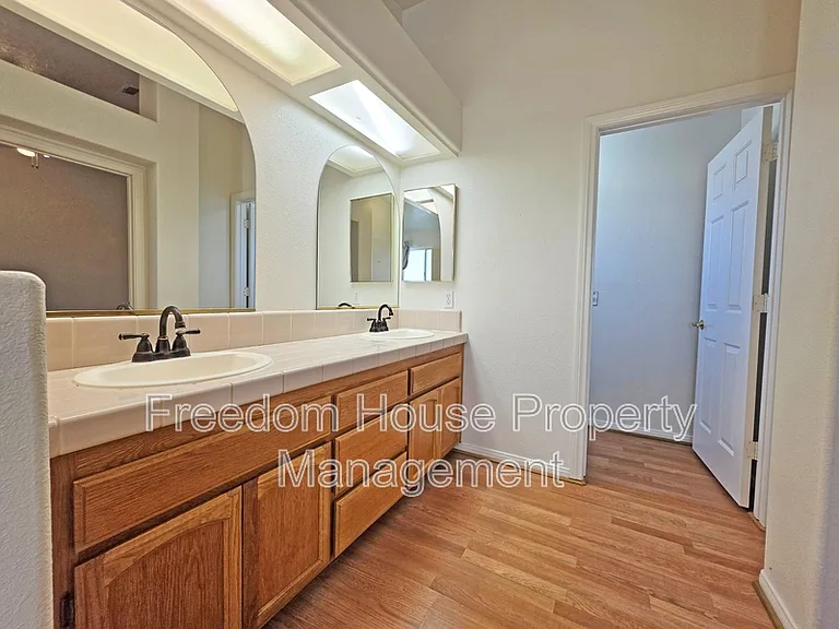 2250 S Ambush St — Photo 26