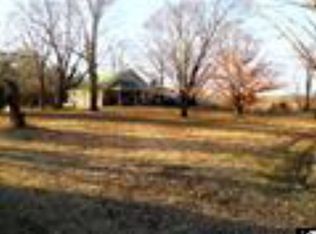 583 Wards Chapel Rd, Gleason, TN 38229