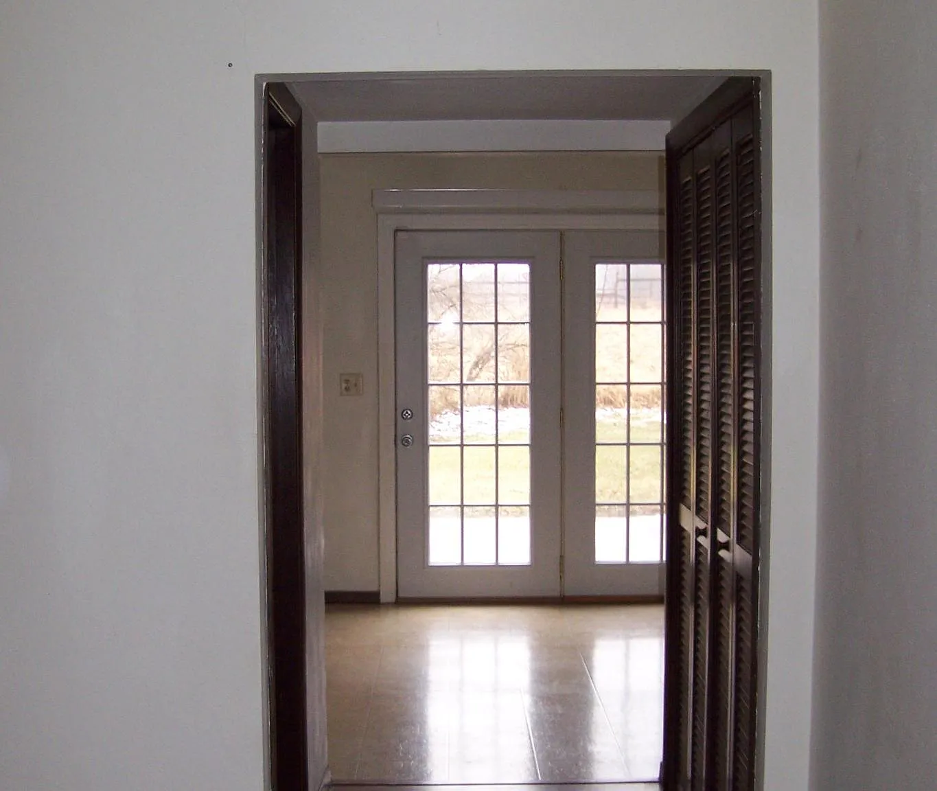 111 Pin Oak Drive — Photo 2