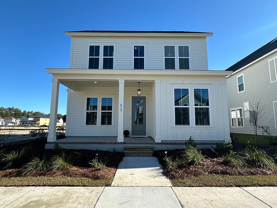 1st image of 815 Gentle Breeze Dr