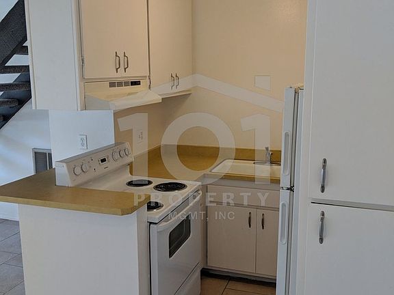 3rd image of 1472 Lou Dillon Ln APT 12