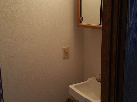 4th image of 423 Westwinds Dr