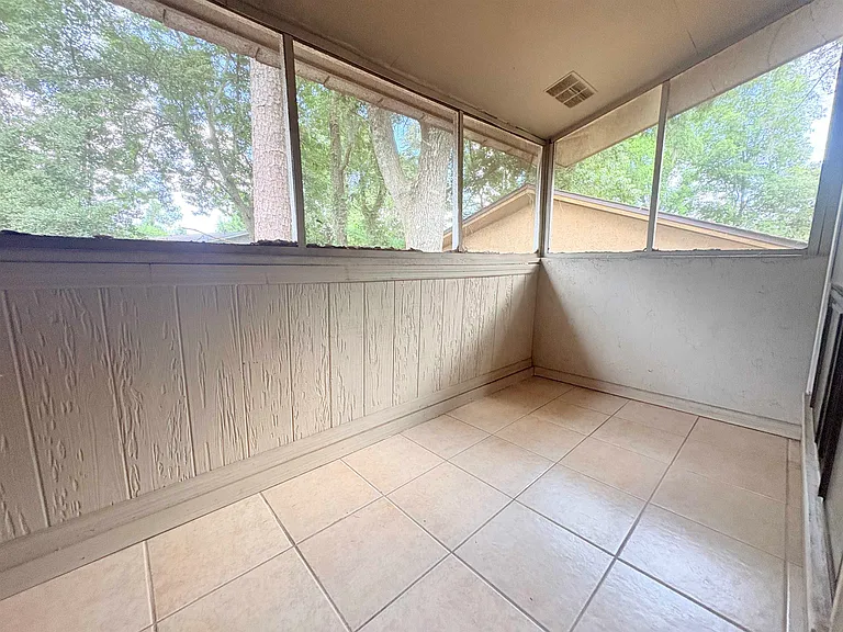1007 Sutor Rd #D — Photo 11