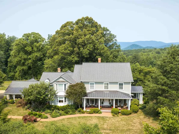 6205 Indian Ridge Dr, Earlysville, VA 22936