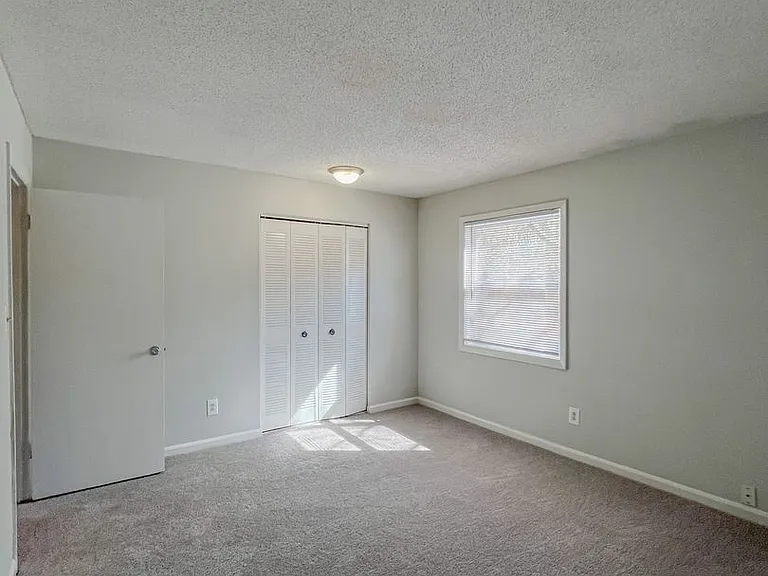 Brynn Marr Village — Photo 31