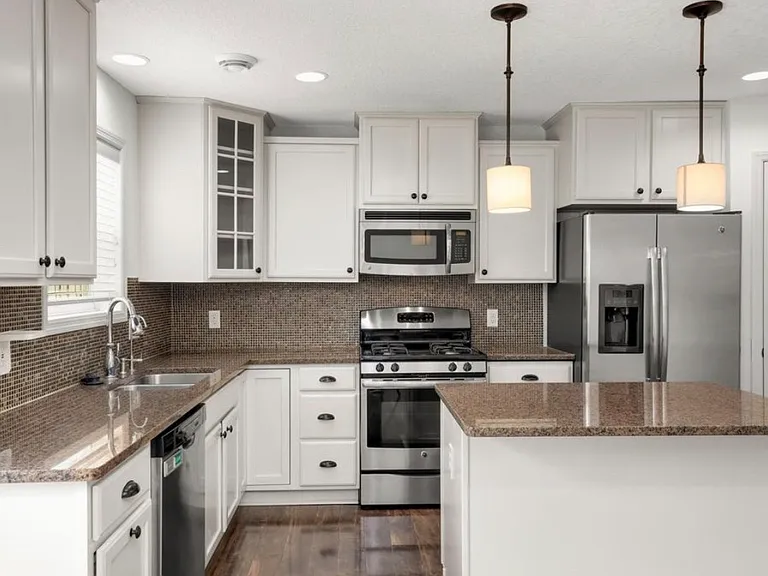 3223 Red Oak Trl — Photo 5