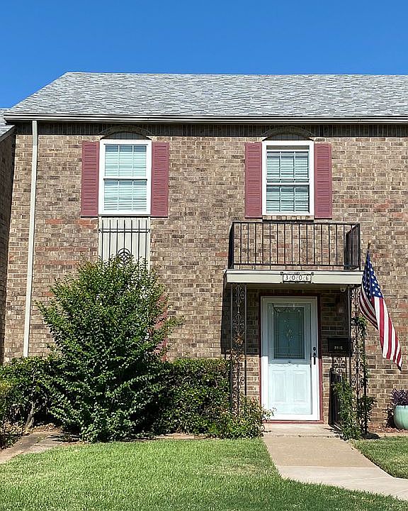 1st image of 3006 Barrywood Dr