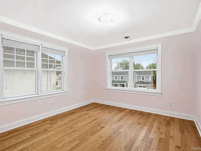 228 Central Ave — Photo 14