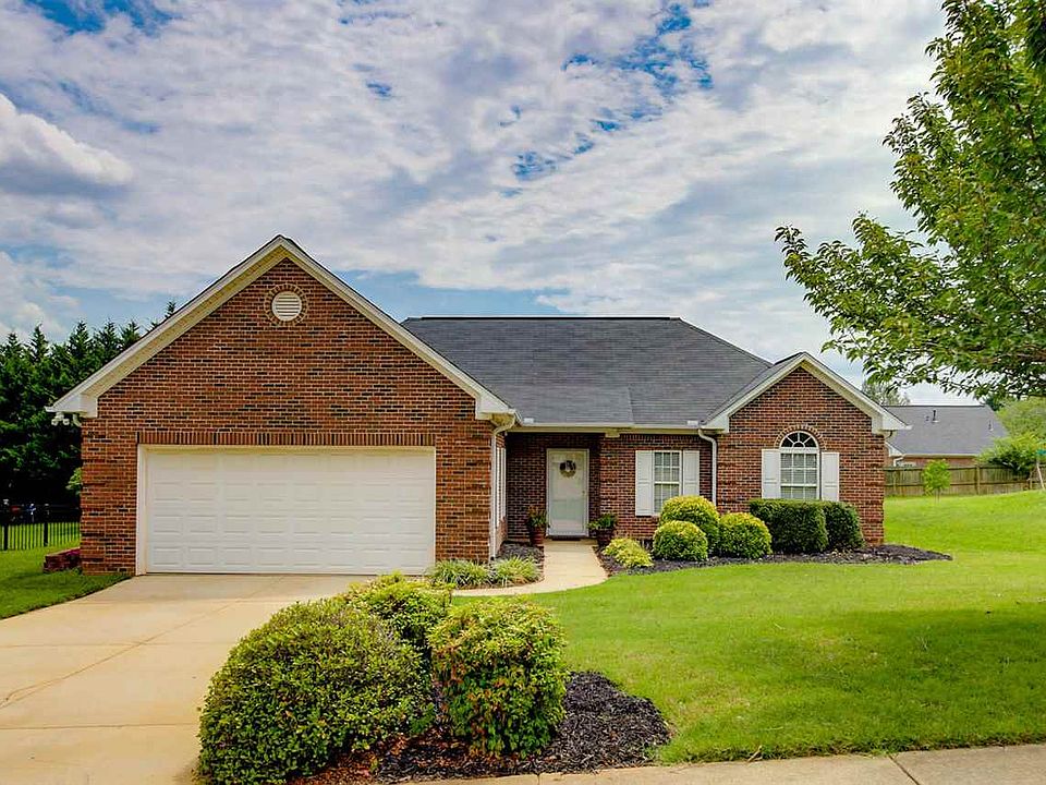1st image of 334 N Sweetwater Hills Dr
