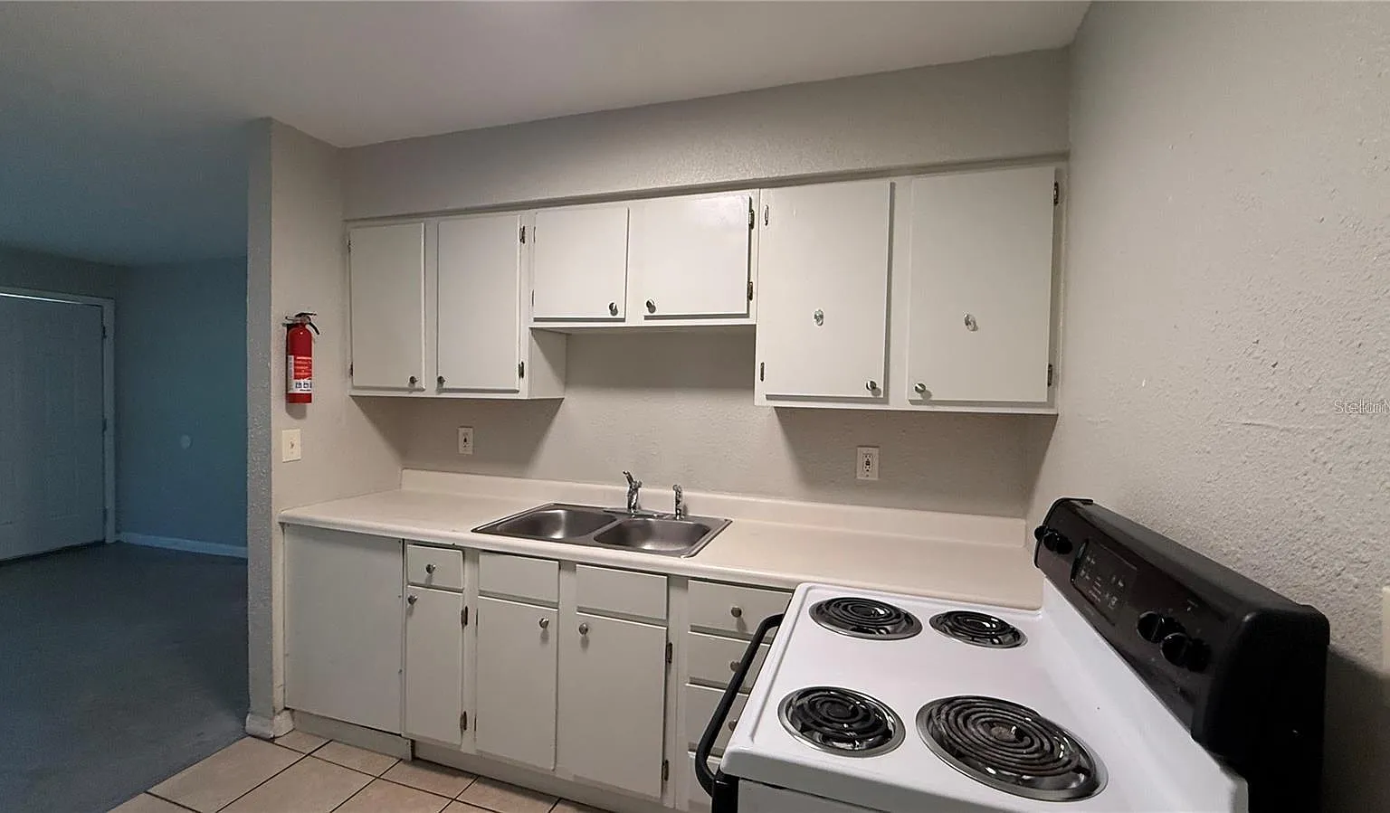 2 bed, 1.0 bath, 825 sqft, $950 — Photo 3