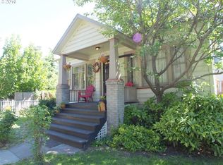 412 W 9th St, The Dalles, OR