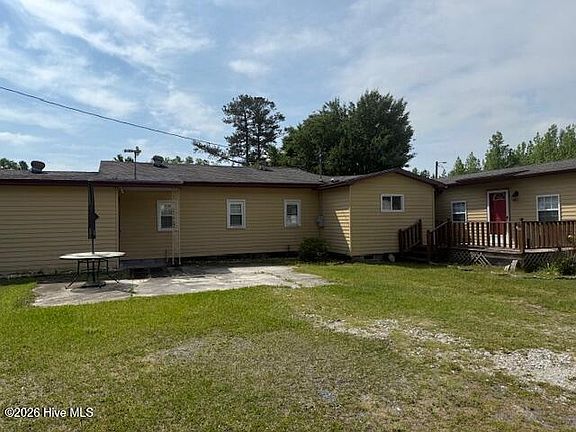 4th image of 170 Loop Road