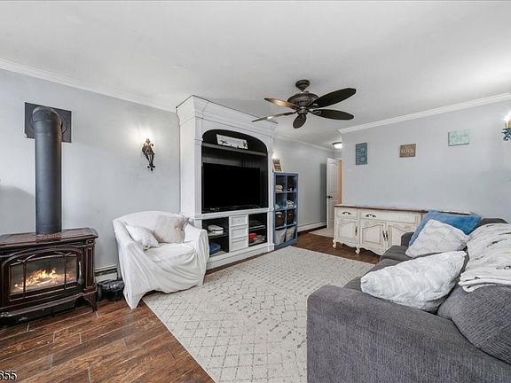 5th image of 23 Arnold Rd