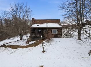 189 Denny Rd, Valencia, PA 16059