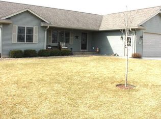 N7158 Elizabeth Dr, Holmen, WI 54636