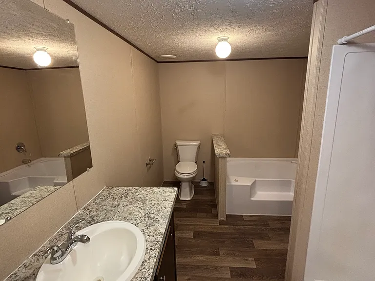 3951 S Mentor Ave #38 — Photo 17