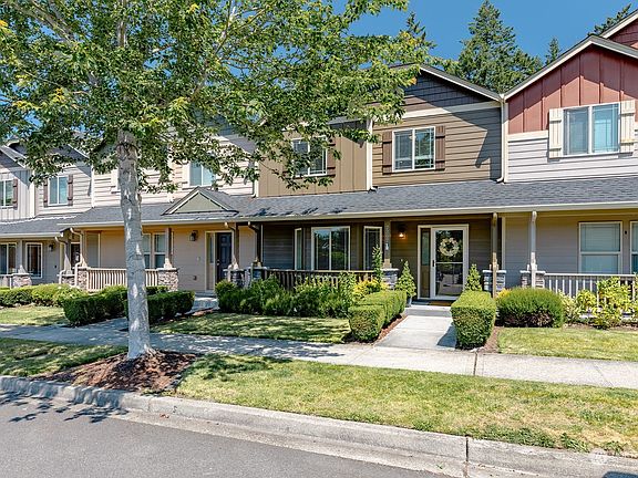 4th image of 7302 Hayworth Avenue NE