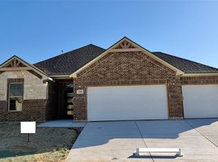 218 Cheyenne Trl, Alvarado, TX 76009