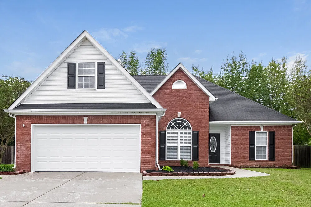 3 bed, 2.0 bath, 1986 sqft, $2,975 — Photo 1