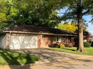 117 Crescent Dr, Chillicothe, MO 64601