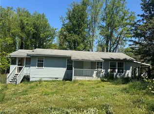 165 Cherokee Ave, Ball Ground, GA 30107