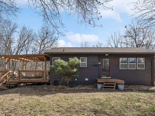 618 E Competine St, Knoxville, IA 50138