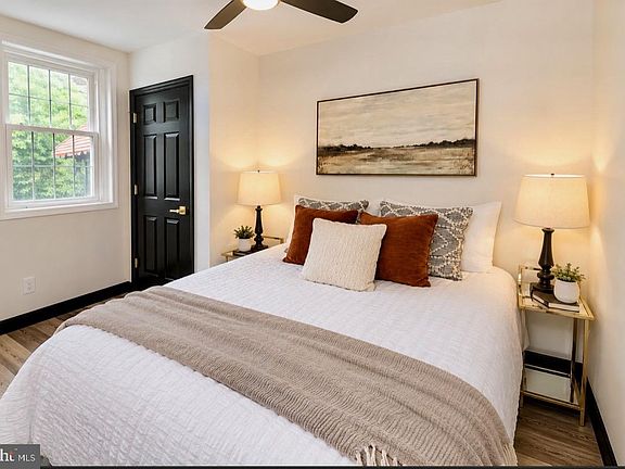 4th image of 2926 Ellicott Dr