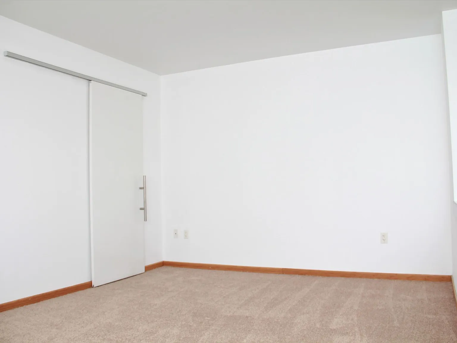 1 bed, 800 sqft, $2,650 — Photo 2