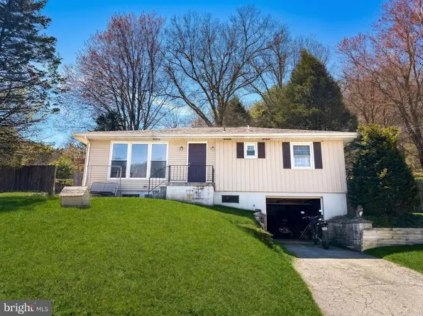 3326 Seven Valleys Rd, Glen Rock, PA 17327