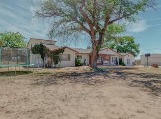 36 Clarence Rd, Los Lunas, NM 87031
