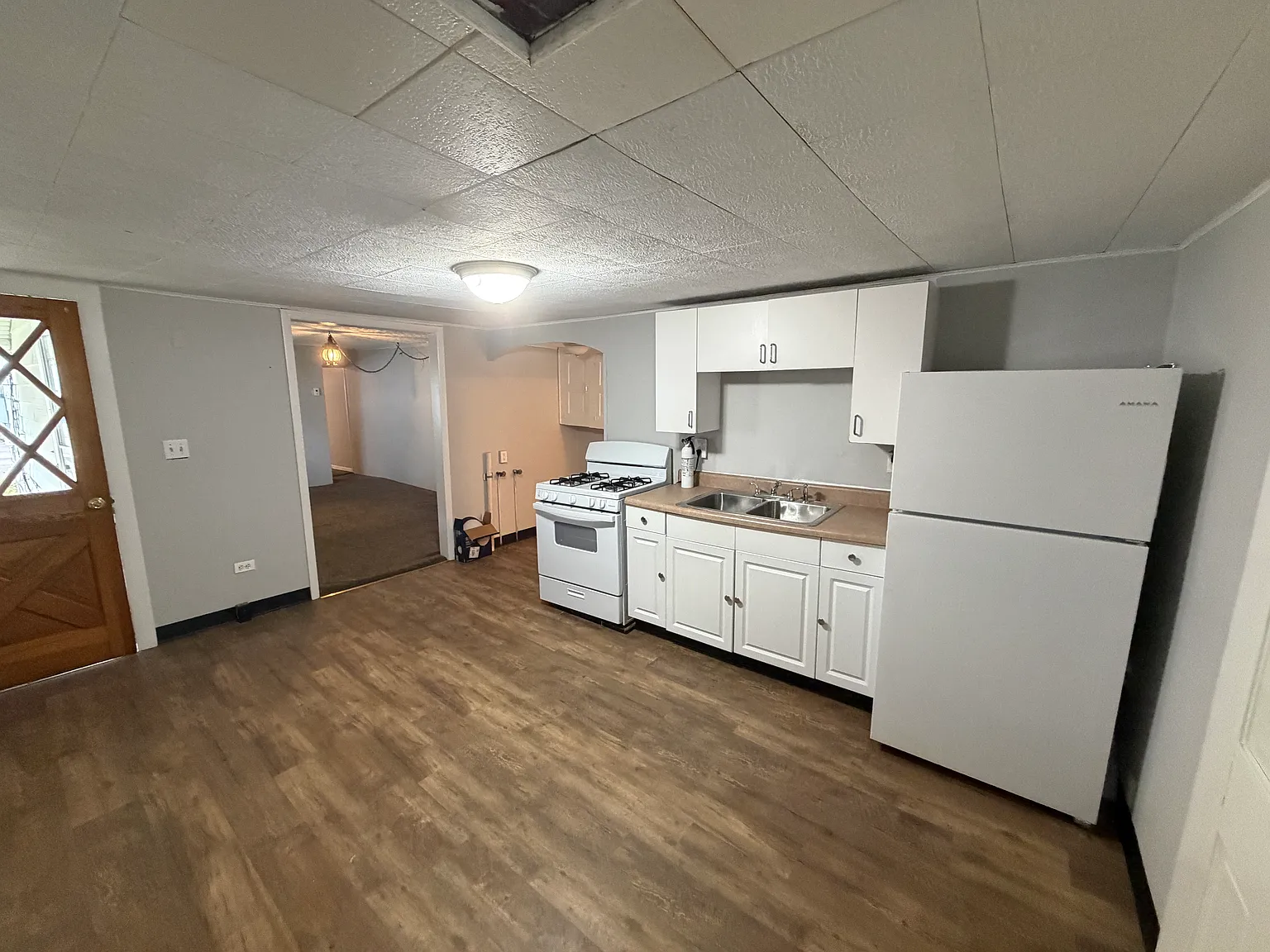 2 bed, 1072 sqft, $1,100 — Photo 3