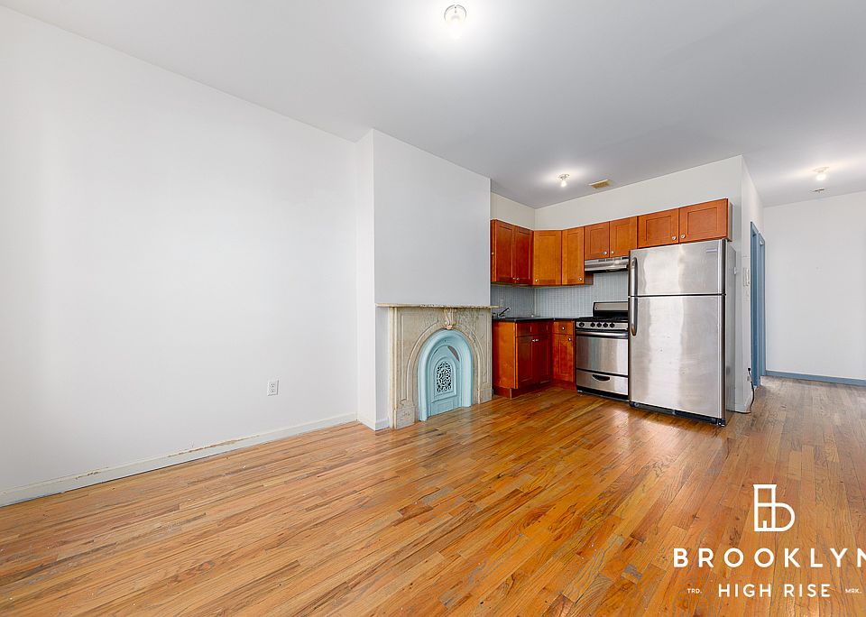 1st image of 444 Lafayette Ave #3R
