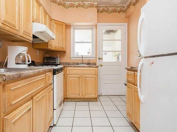 3rd image of 1413 Minton St