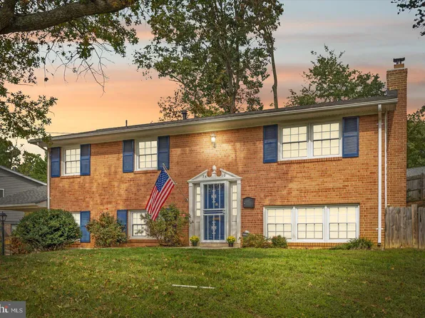 7410 Farmcrest Dr, Hyattsville, MD 20784