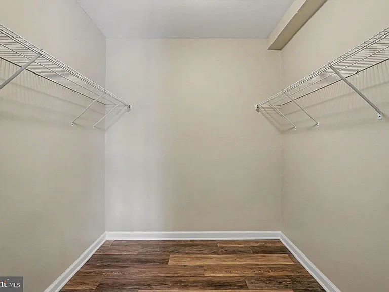 209 Casparus Way — Photo 30