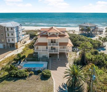 1564 E Gulf Beach Dr, Eastpoint, FL, 32328