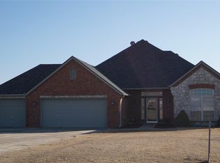 2260 E Cimarron Ct, Oologah, OK 74053