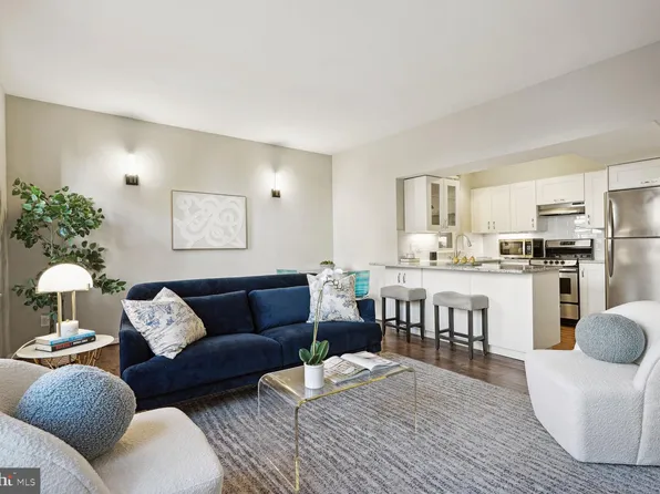 2114 N St NW, Washington, DC 20037