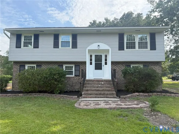 9737 Graves Rd, South Chesterfield, VA 23803