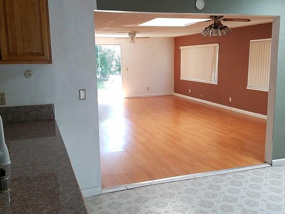 5th image of 4230 Red Deer Way