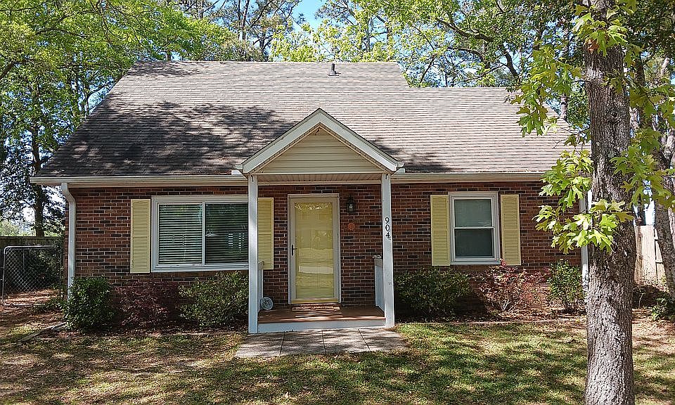 1st image of 904 Elizabeth Dr