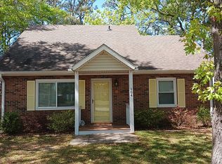 904 Elizabeth Dr, Oak Island, NC 28465