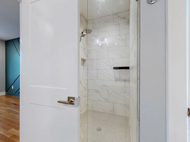 6412B Edsel Dr — Photo 9