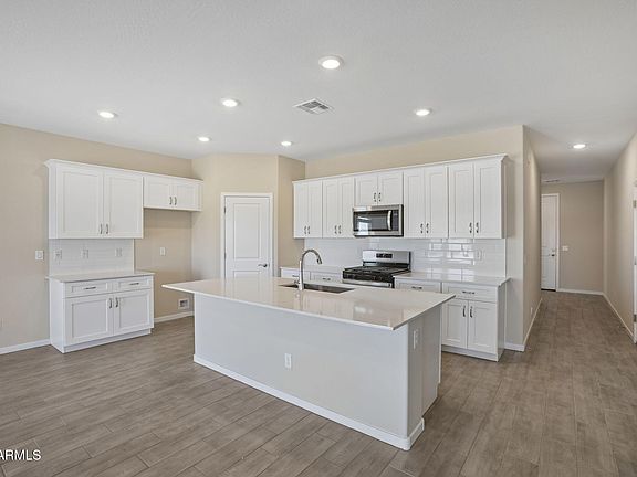 5th image of 36846 W NINA Street