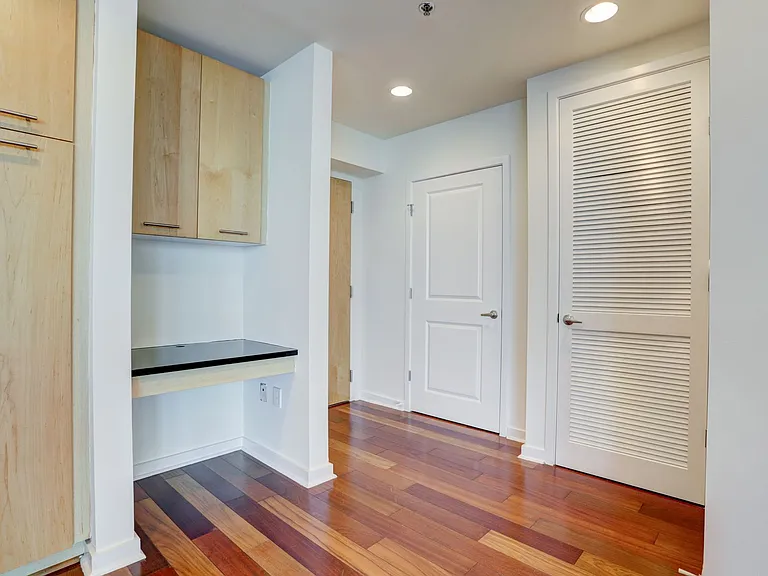 3324 Peachtree Rd NE #1919 — Photo 9