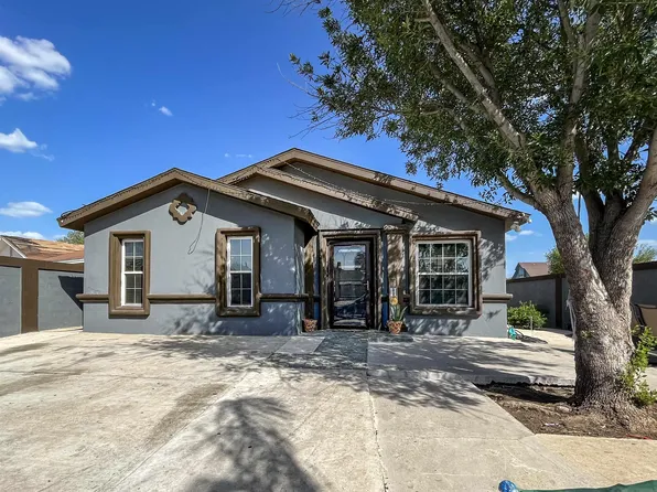 301 Malaga Dr, Laredo, TX 78046