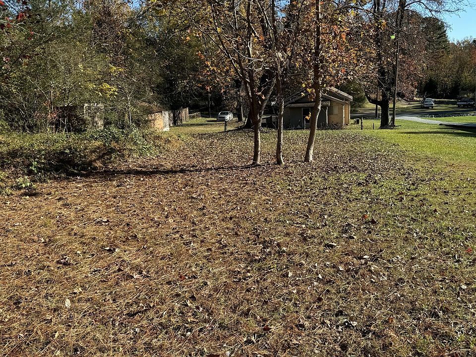 2nd image of 2801 Beck Rd #A